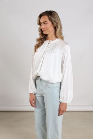 Elly 17 Off white